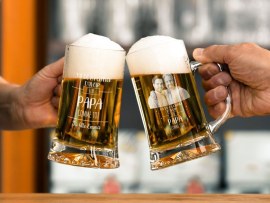 Verre à bière gravée