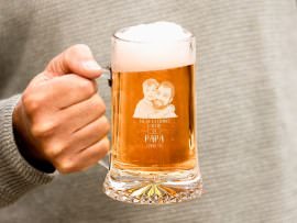 
Chope à bière gravé