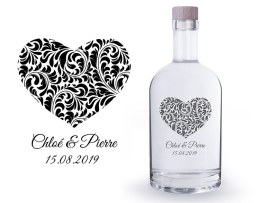 Bouteille avec gravure