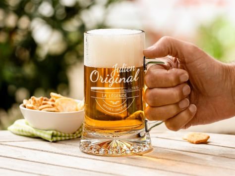 Verre à bière gravé