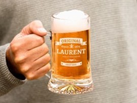 Chope à bière gravée avec nom