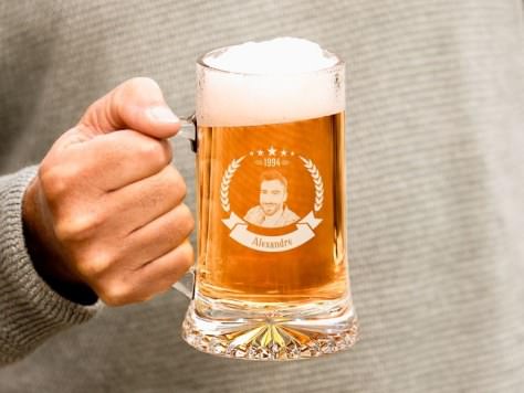 Chopeà bière gravée avec photo