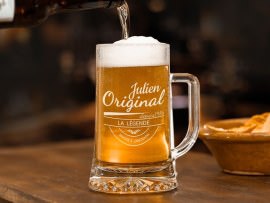 Chope à bière gravée avec texte