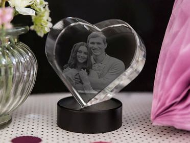 Socle lumineux LED coeur en verre photo