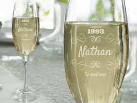 Coupe de champagne avec gravure