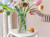 Vase gravé 