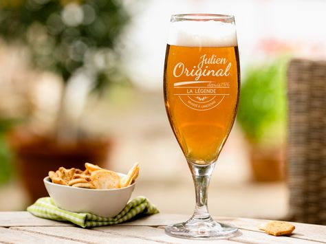 Verre à bière gravé
