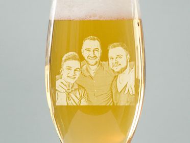 Verre à bière gravé