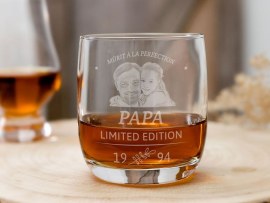 Verre à whisky gravé avec photo